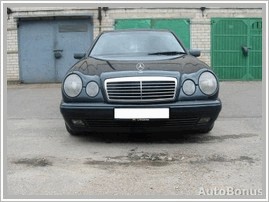 Mercedes E 200 W124